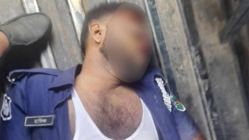 কুষ্টিয়ায় বাস-ট্রাকের ভয়াবহ সংঘর্ষে হাইওয়ে পুলিশের কনস্টেবল নিহত